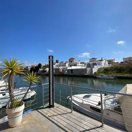 Lcdm - Casa Adosada Con Vista Canal Appartement Empuriabrava